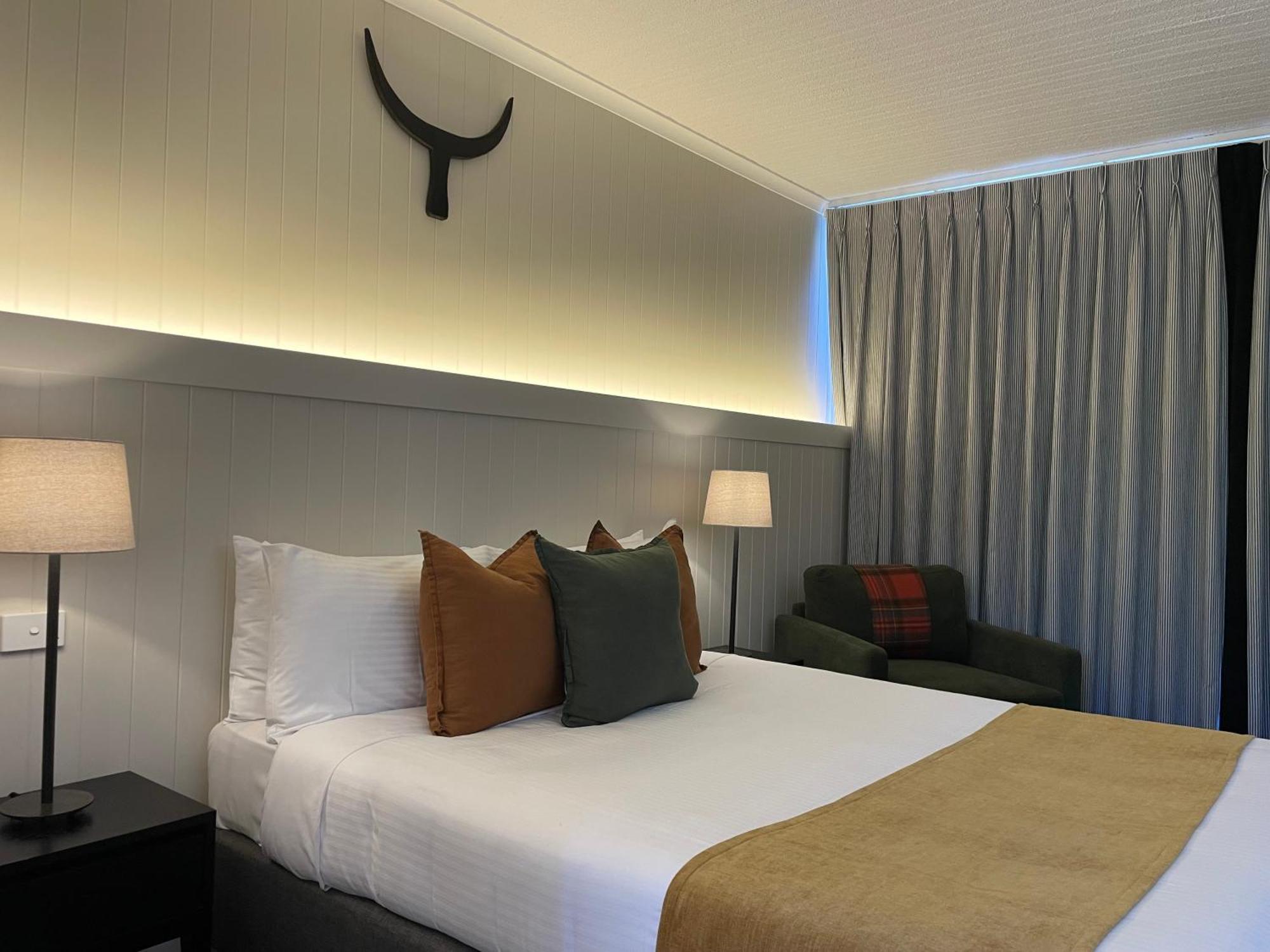 The Black Bull Motel Traralgon Rum bild