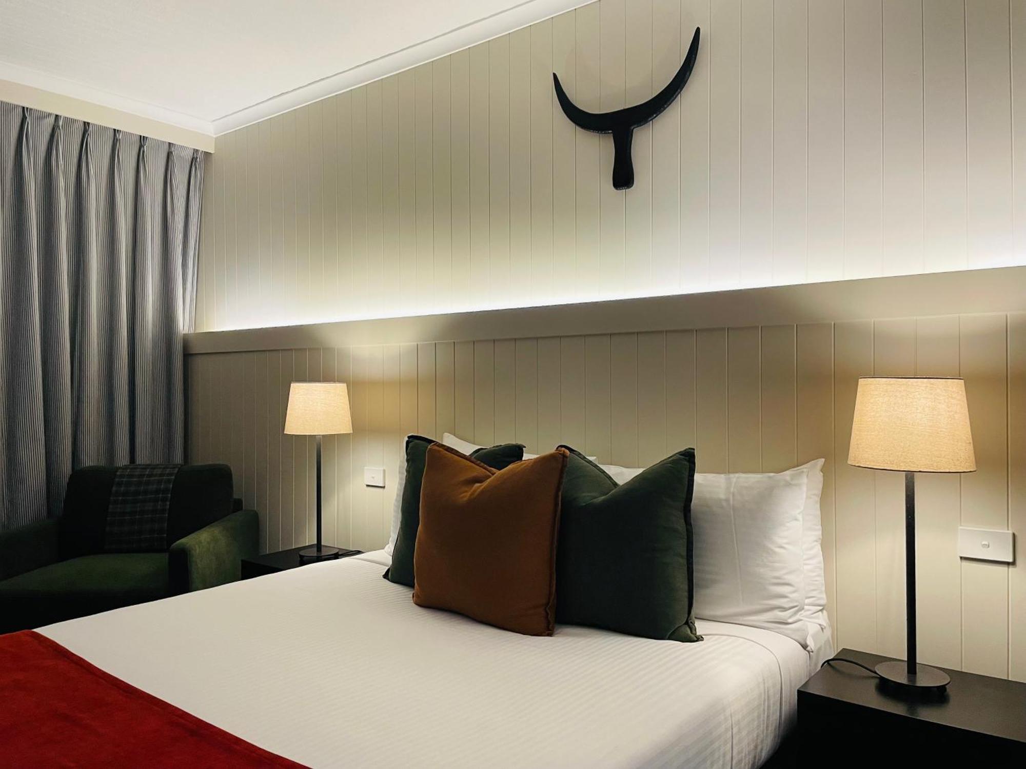 The Black Bull Motel Traralgon Exteriör bild