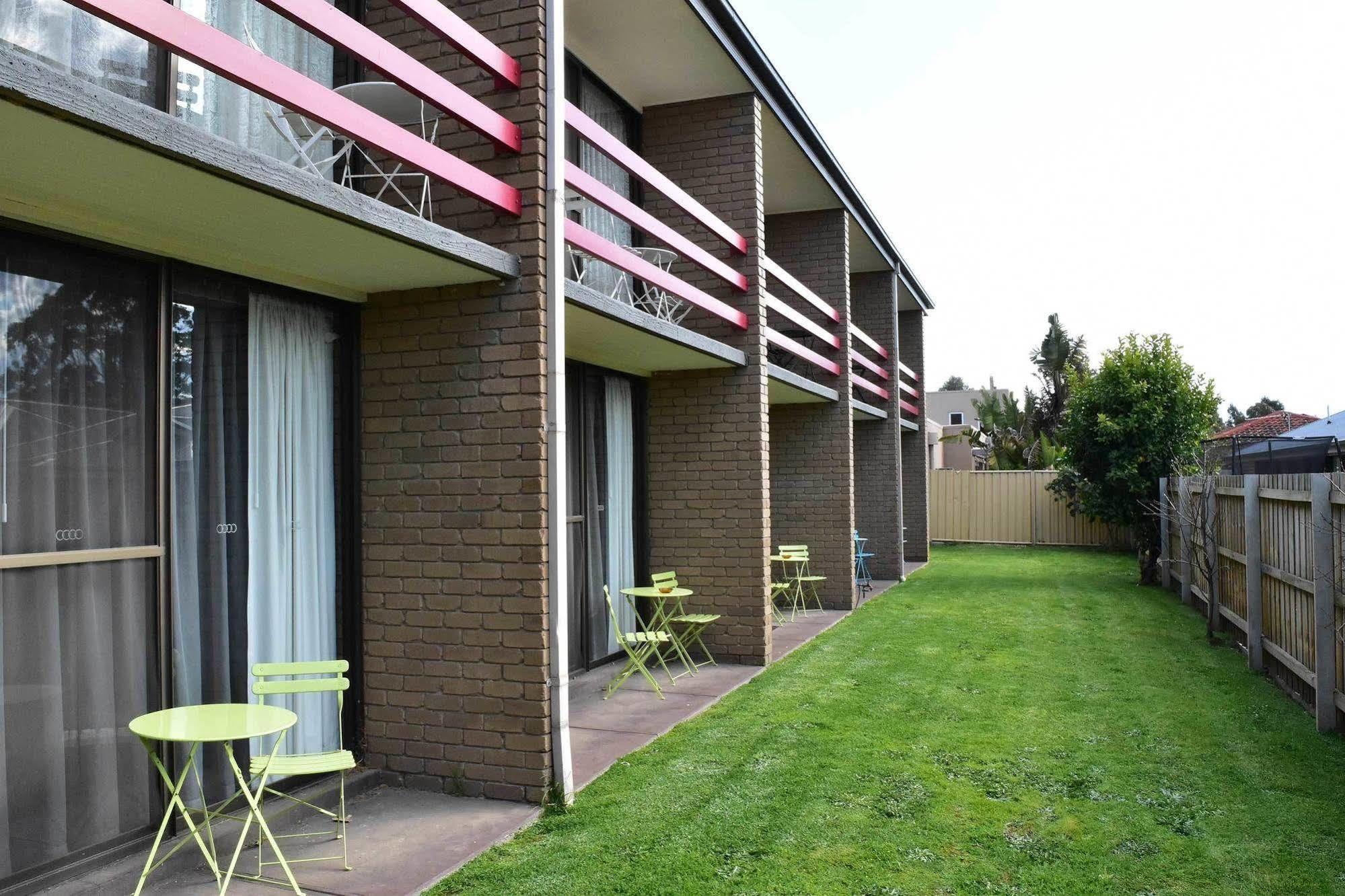 The Black Bull Motel Traralgon Exteriör bild